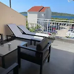 Apartman Miriam Srima *